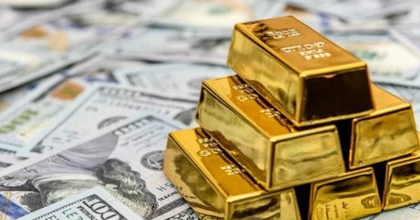 Giá vàng thế giới đảo chiều, xuống mức thấp nhất 2 tuần