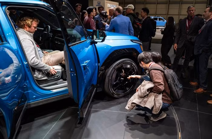 Hãng ô tô từng bị chê "chỉ dành cho người nghèo" bất ngờ vươn lên thành đối thủ lớn nhất của Tesla tại Mỹ