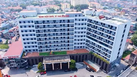 Nhà đầu tư ngoại ồ ạt gom cổ phiếu Bệnh viện TNH