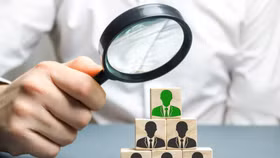 Hàng loạt Chủ tịch Hội đồng quản trị xin từ nhiệm: Chuyện gì đang xảy ra?