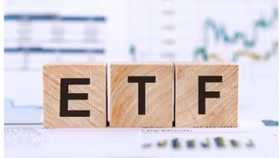 Dự báo ETF quý 2/2025: Cổ phiếu nào dẫn đầu danh sách mua và bị bán mạnh