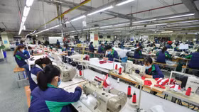 Cổ phiếu dệt may tiếp tục toả sáng