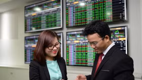 VN-Index tiếp tục hồi phục, hướng đến vùng 1.540 điểm