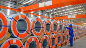 Tôn Đông Á tái khởi động kế hoạch lên sàn HOSE, mạnh tay chia cổ tức và huy động vốn