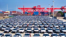 Trung Quốc xuất khẩu xe '0 km' dưới dạng đã qua sử dụng sang thị trường quốc tế