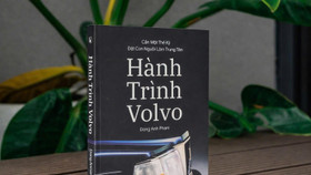 Cuốn Hành Trình Volvo – ấn bản dành giới hạn được Volvo sử dụng làm quà tặng thương hiệu