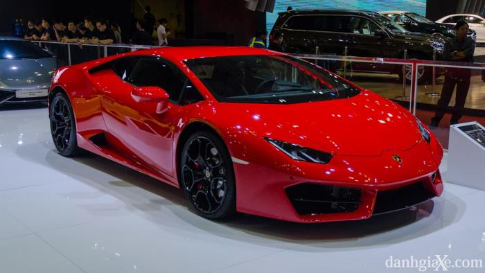 Siêu xe hội ngộ xế cổ tại VIMS 2016 ảnh 2 da7e3cdb-7083-e264-5d2f-574206b47095.jpg