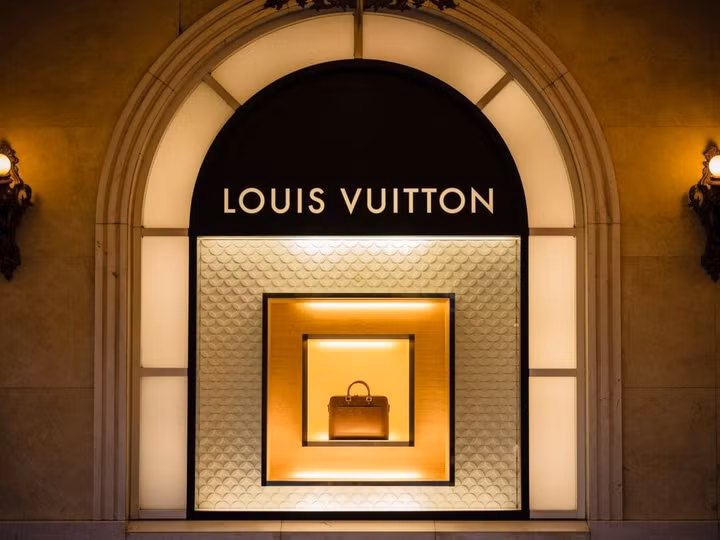 Louis Vuitton đã tìm ra cách để hàng xa xỉ trở nên bền vững hơn