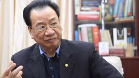 GS.TS Phùng Hữu Phú, Nguyên Ủy viên Ban Chấp hành Trung ương Đảng