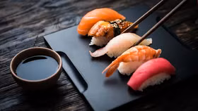 Cá tra Việt Nam hóa "ngôi sao mới" trong thế giới sushi Nhật Bản
