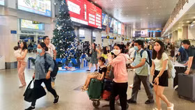 Nhu cầu đi lại của người dân dịp cuối năm ngày càng tăng cao