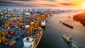 Xuất nhập khẩu Việt Nam hướng tới mốc 1.000 tỷ USD: “Cú lột xác” ngoạn mục chuẩn bị cho phép màu kinh tế mới