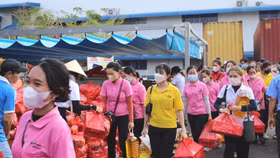 Hé lộ "mùa" thưởng Tết 2026, có doanh nghiệp sẵn sàng chi 600 tỷ cho người lao động