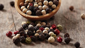 Giá nông sản hôm nay (5/5): Giá tiêu neo cao ở mức trên 155.000 đồng/kg, kỳ vọng tăng giá sau nghỉ lễ