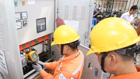 EVN tăng giá điện lên gần 5% từ ngày 10/5