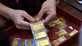 Giá vàng trong nước đi ngang, duy trì mức trên 120 triệu đồng/lượng