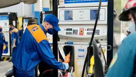 Giá xăng giảm phiên thứ 2 liên tiếp