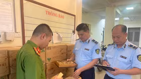 Hà Nội truy quét bánh trung thu không đảm bảo an toàn vệ sinh, đồ chơi độc hại