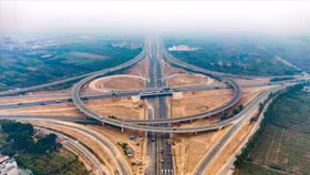 Giải ngân vốn đầu tư công giữ nguyên sức nóng