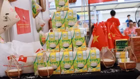 Cơ hội cho gạo Việt Nam mở rộng thị phần ở Mỹ khi Ấn Độ đối diện rủi ro thuế quan