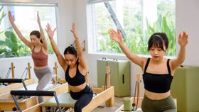 Giới trẻ nâng cấp cuộc sống: Từ triết lý sức khỏe đến xu hướng thời trang