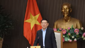 Phó Thủ tướng Hồ Đức Phớc họp với các bộ về kế hoạch sáp nhập bộ máy