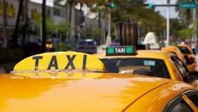 Từ 1/1/2025, hành khách và tài xế xe taxi được thỏa thuận giá cước