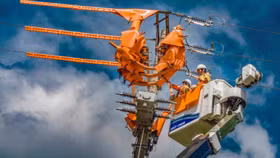 Dòng chảy lợi nhuận ngành điện: Động lực kép từ nhu cầu tăng và "luồng gió" năng lượng tái tạo