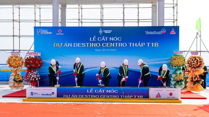 Seaholdings cất nóc tháp T1B Destino Centro: Điểm sáng về tiến độ tại cửa ngõ khu Tây TP.HCM