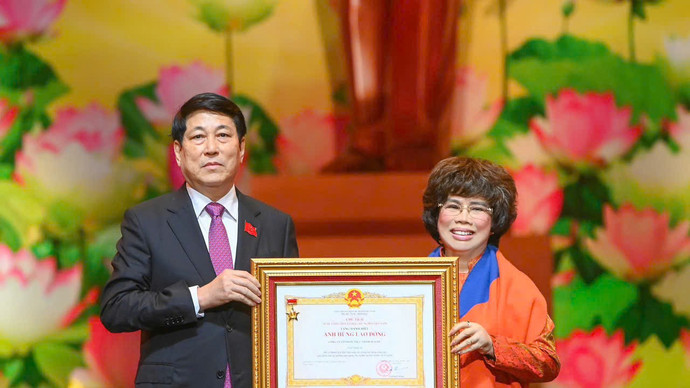 Tập đoàn TH được phong tặng danh hiệu Anh hùng Lao động tại Đại hội Thi đua yêu nước toàn quốc lần thứ XI