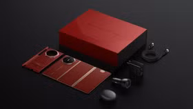 Chiếc điện thoại gập ba của Huawei khiến “iFan” trầm trồ