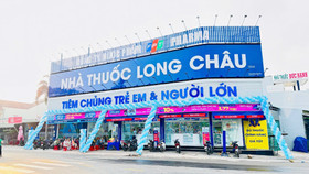 Mô hình trung tâm Tiêm chủng tích hợp bên trong Nhà thuốc Long Châu