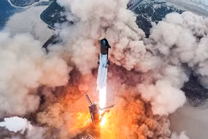 Starship của tỷ phú Elon Musk hoàn thành chuyến bay thử nghiệm mang tính bước ngoặt