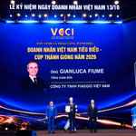 Tổng giám đốc Piaggio Việt Nam lần thứ hai nhận danh hiệu Doanh nhân tiêu biểu – Cúp Thánh Gióng