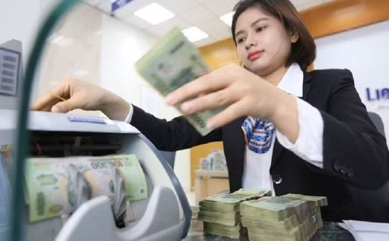lai-suat-ngan-hang-giam-them.jpg