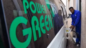 Quốc gia đầu tiên trên thế giới cấm nhập khẩu xe xăng