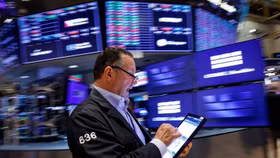 Vượt mốc 41.000 điểm, chỉ số Dow Jones lập đỉnh lịch sử