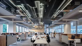 Gen Z là đối tượng chịu áp lực lớn nhất trên thị trường lao động