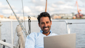 Giới siêu giàu và chiến lược giữ 70.000 tỷ USD bằng bảo hiểm