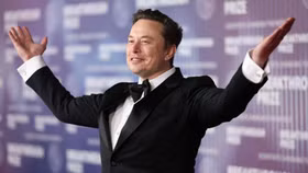 Hành trình từ số vốn 500 USD đến đế chế nghìn tỷ USD của Elon Musk