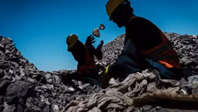 Mỹ thúc đẩy các thỏa thuận đất hiếm với châu Á, thách thức vị thế Bắc Kinh