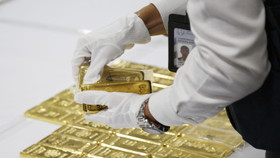 Đổ xô mang vàng đi cho thuê để hưởng lãi 