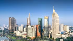 Sau tín hiệu tích cực từ đàm phán thương mại, Maybank và UOB nâng dự báo tăng trưởng GDP Việt Nam