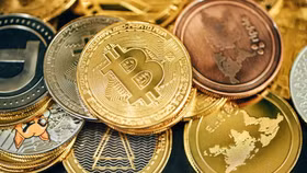 Tình hình thuế quan ghìm chân đà tăng của tiền số