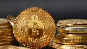 Chờ tin vui từ Mỹ, giá Bitcoin tiến sát đỉnh lịch sử