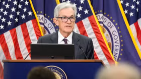 Chủ tịch Fed Jerome Powell phát biểu trước báo giới sau cuộc họp chính sách tháng 7/2025