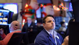 Hợp đồng tương lai chứng khoán Mỹ giảm mạnh sau công bố thuế quan