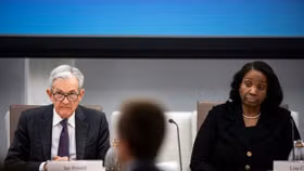 Fed tuyên bố “không lùi bước” trước áp lực từ Nhà Trắng