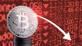 Thị trường tiền số lao dốc sau “phát súng” của ông Trump