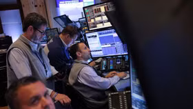 Chứng khoán Mỹ khép lại tuần giao dịch lạc quan, giá dầu tăng 4 tuần liên tiếp